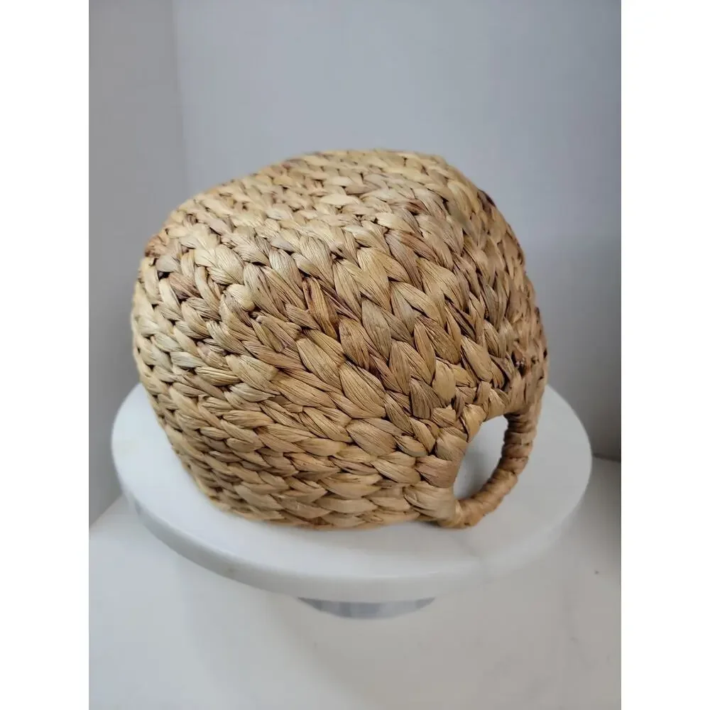 Natural Woven Basket, Round With Handles And Flat Bottom For Home Decor /storage
